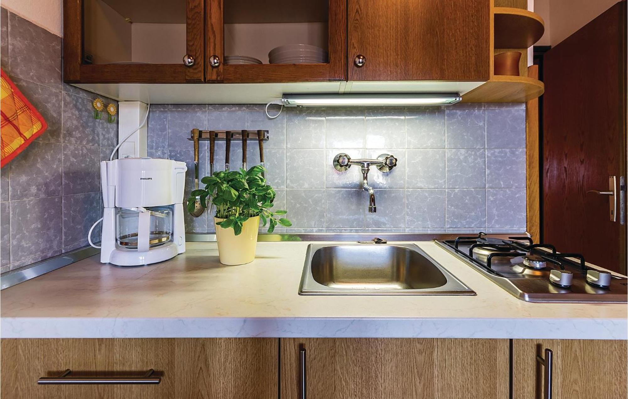 Beautiful Apartment In Pula With Kitchen المظهر الخارجي الصورة